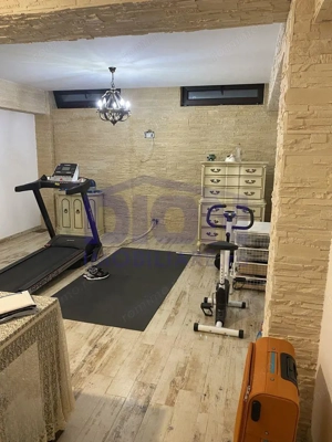 Casa moderna si primitoare - imagine 16