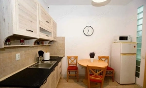 Ultracentral - Inchiriere apartament  2 camere - Piata Trandafirilor