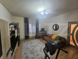 Casa de vanzare cu 3 camere, zona centrala, Campeni