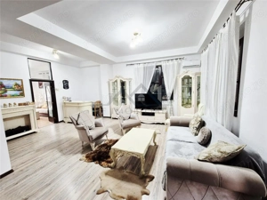 Casa tip duplex spatioasa cu garaj - imagine 2