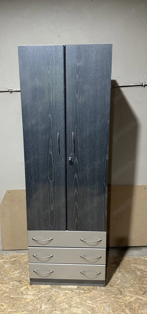 Sifonier cu 2 usi si 2 sertare; Dulap cu cheie si rafturi; Fiset