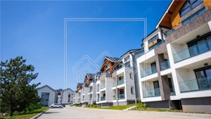 Penthouse 2 camere, bucatarie separata,balcon - mobilat si utilat - imagine 11