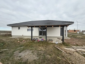 Casa individuala, 4 camere, 105 utili, 580 teren, Sanmihaiu Roman - imagine 3