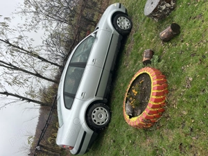 Se vinde !Passat 2001 preț 2000 euro merge foarte bine ! - imagine 4