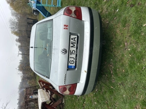 Se vinde !Passat 2001 preț 2000 euro merge foarte bine ! - imagine 3