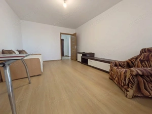 Orizont - STRADAL, Apart 2 cam decomandat, renovat, balcon lung - imagine 8