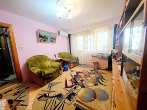 Milcov - Apartament 3 cam semidecomandat, etaj 3/4, mobilat - imagine 2