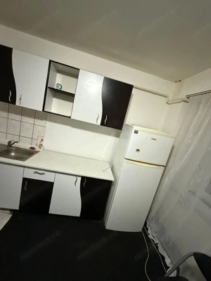 Dambovita | 3 Camere | Etaj Intermediar | Centrala Proprie. - imagine 6