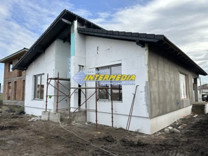 Vanzare Casa noua la rosu pe parter 127 mp construiti cu terasa si teren 423 mp Alba Micesti