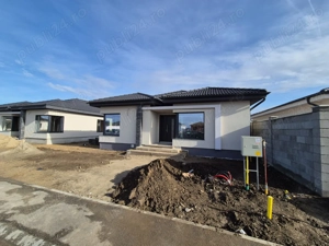 Casă la sol, Via Carmina   130 mp utili, materiale premium, comision 0 - imagine 8