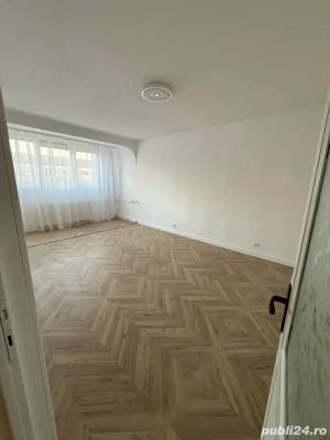 Vand apartament , 3 camere , tip BT,decomandat ,etajul 4 8 - imagine 3