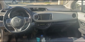 Toyota Yaris Hybrid - imagine 5