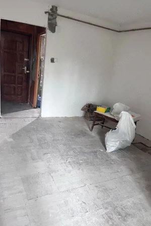 Garsoniera semidecomandata in Valea Rosie, etaj 1