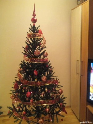 Brad artificial 180 cm, neîmpodobit, cu suport