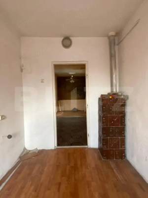 Casă cu poziționare foarte bună, teren 1152 mp, suprafață utilă 200 mp în Codlea - imagine 9
