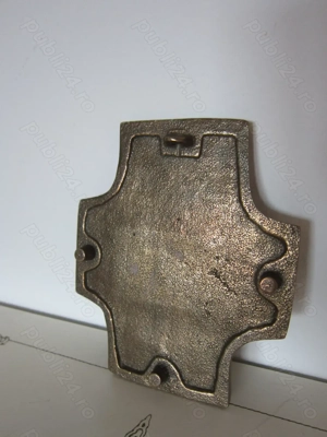  cadou rar Cruce bronz masiv "In mainile Lui" Germania 1970 - imagine 3