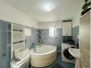 Ap cu 3 camere, 81 mp utili, tip mansarda, Zona Cedonia - imagine 10