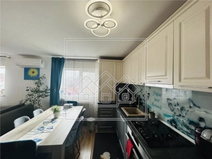 Ap cu 3 camere, 81 mp utili, tip mansarda, Zona Cedonia - imagine 8