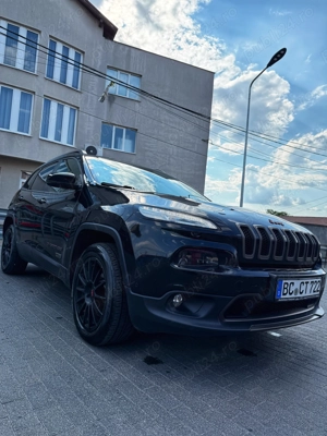 Jeep cherokee 2.2 200 ps edition 1941 ediție specială  - imagine 2