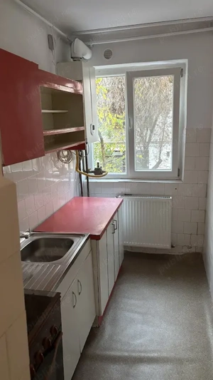 Închiriez 2 camere, etaj1 |Centrala proprie | Balcon închis | 350  | Zona liniștită str. Cosminului - imagine 9
