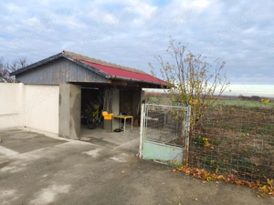 Casa de vanzare in Sannicolau Mare renovata modern - imagine 8