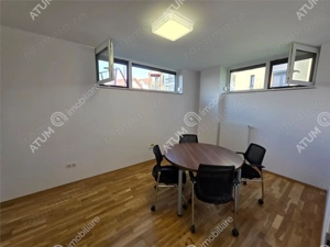 Spatiu comercial 2 camere in zona Strand din Sibiu - imagine 3