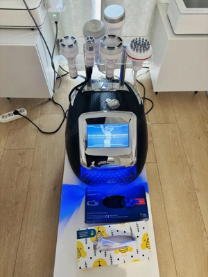 Vând aparatura salon remodelare corporală și facială, foarte, foarte puțin folosite.
