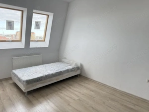 Apartament luminos, 3 camere, decomandat, 75 mp - Aradului - imagine 5