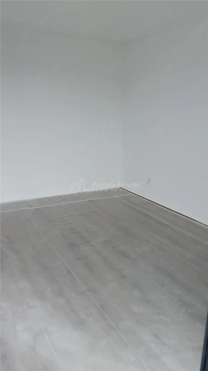 Casa individuala cu 4 camere-Cornetu-Incalzire in pardoseala-Toate utilitatile-Asfalt - imagine 5