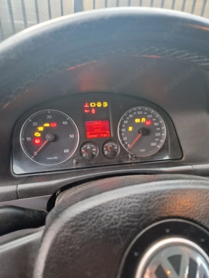 VW Touran 1.9 TDI - imagine 6