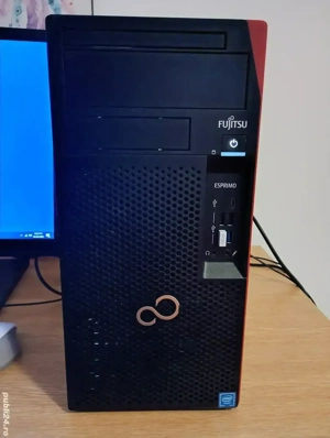 Vând calculator Fujitsu P757, procesor i5 7500 3.4 Ghz, 8GB memorie RAM DDR4, SSD 250 GB. 