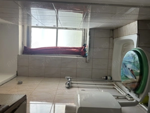 Vând cameră cămin cu baie și bucătărie  proprie  - imagine 3