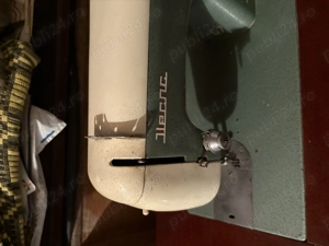 Masina de cusut haine etc!!! - imagine 3