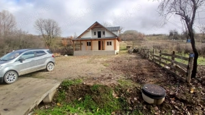 Casa de vacanta cu 3 camere - imagine 2