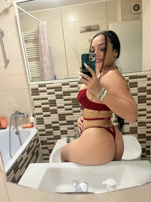 Oana doar 3 servici totale 