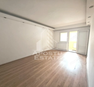 Apartament cu 2 camere, decomandat, centrala proprie, Torontalului