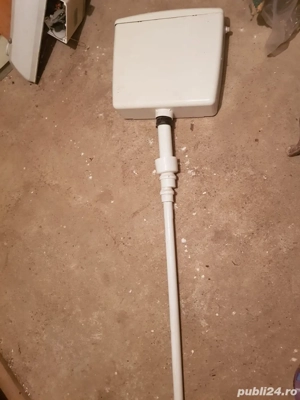 Vând bazin suspendat din plastic WC - imagine 3