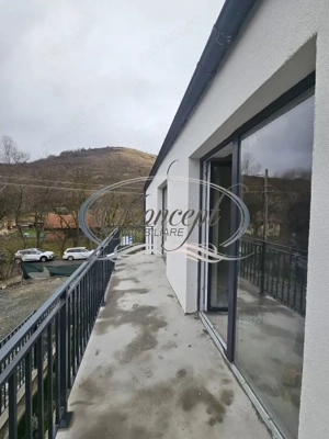 Locuinta moderna in Tauti, ansamblu restrans si zona linistita - imagine 7