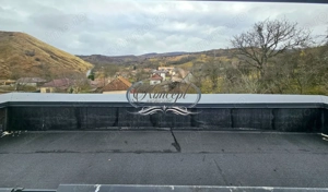 Locuinta spatioasa in ansamblu restrans din Tauti - imagine 5