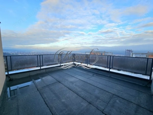 Duplex cu arhitectura moderna si curte privata in Floresti - imagine 7