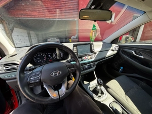 Hyundai  i30 Fastback mild-hybrid 173 cp - imagine 7