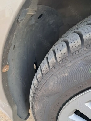 Vând Renault symbol 2010 1.5  motorină.  - imagine 5