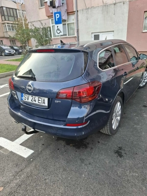 Opel Astra J SportTourer - imagine 7