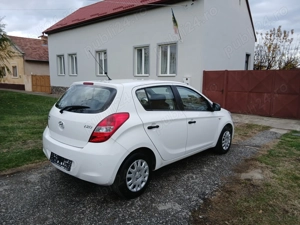 Hyundai i 20 an 2012 benzina 1.3 klima distribuție lanț  - imagine 4
