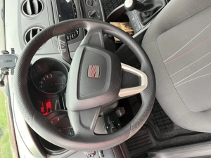 Proprietar vind Seat Ibita 2011,benzină 1.4,euro 5,km parcurși 37300,preț 6150 euro,63 kW , 85 CP. - imagine 2