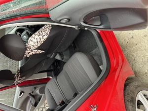 Proprietar vind Seat Ibita 2011,benzină 1.4,euro 5,km parcurși 37300,preț 6150 euro,63 kW , 85 CP. - imagine 9