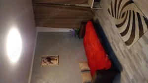 Apartament decomandat la parter cu trei camere.  - imagine 2