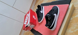 Adidasi unisex Nike 38