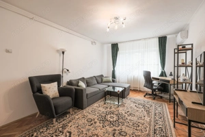 Apartament renovat, decomandat, cu 2 balcoane la Etajul 1 in Micalaca