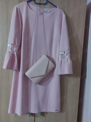 Vând ținuta de ocazie